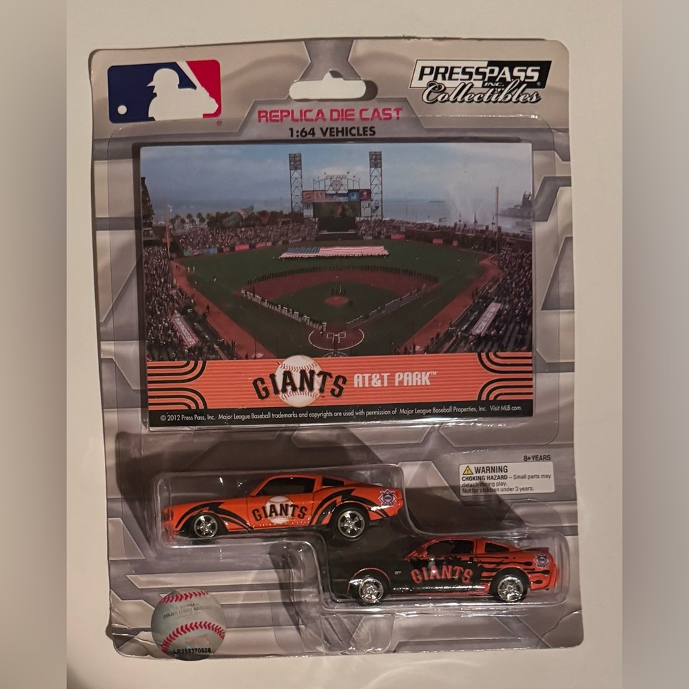 San Francisco Giants Baseball Die Cast Cars Vehicles MLB Souvenir A T & T Park